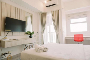 Simply Look Studio at Parkland Avenue Apartment By Travelio
